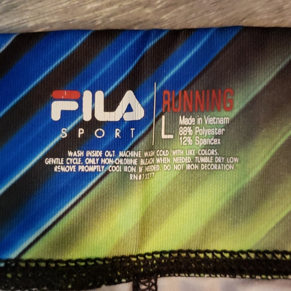 Fila Running Crop - Picture 2 of 2